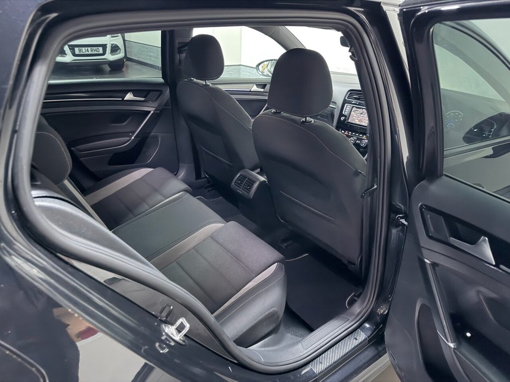 Used Volkswagen Golf 2016 for sale - 76883770: Photo 28