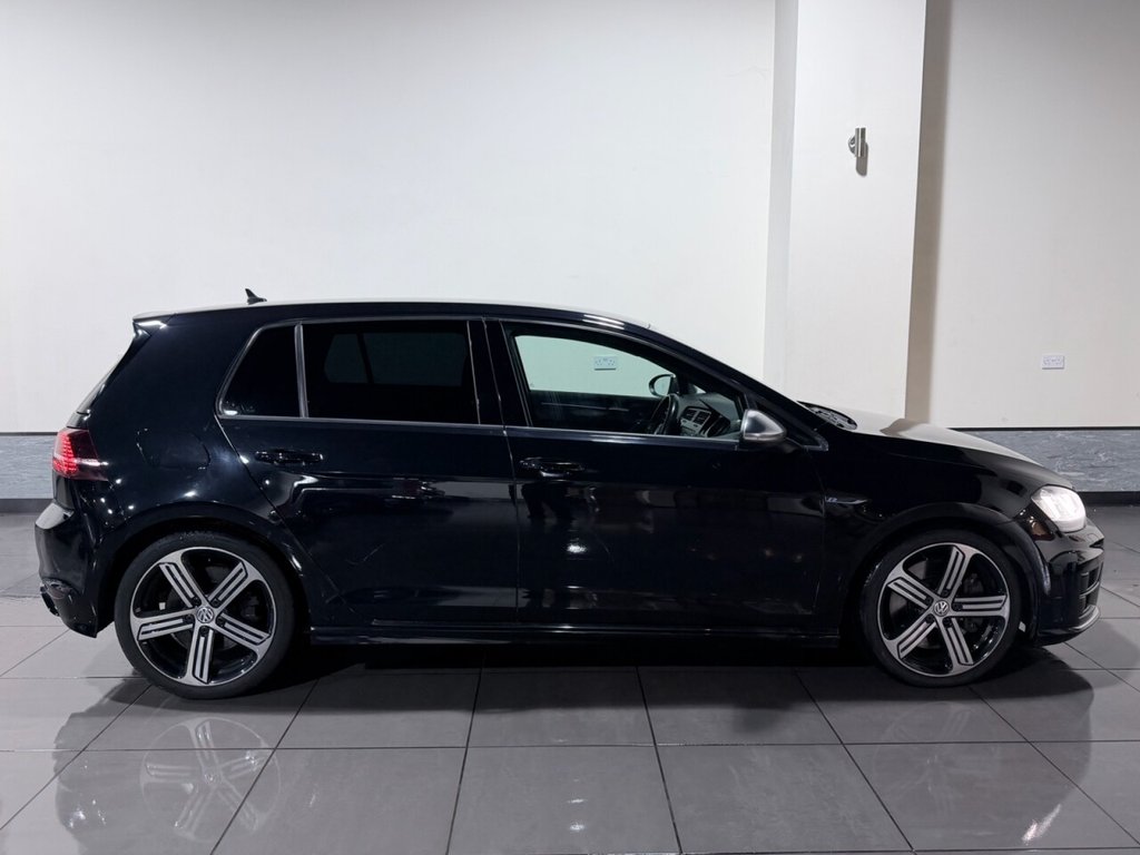 Used Volkswagen Golf 2016 for sale - 76883770: Photo 3