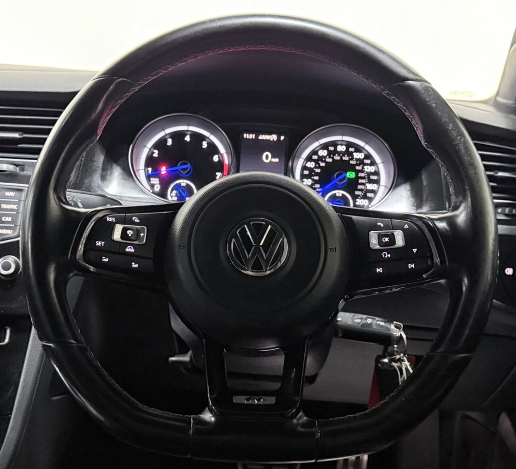 Used Volkswagen Golf 2016 for sale - 76883770: Photo 8