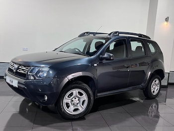 Used Dacia Duster 2017 for sale - 76147743: Photo