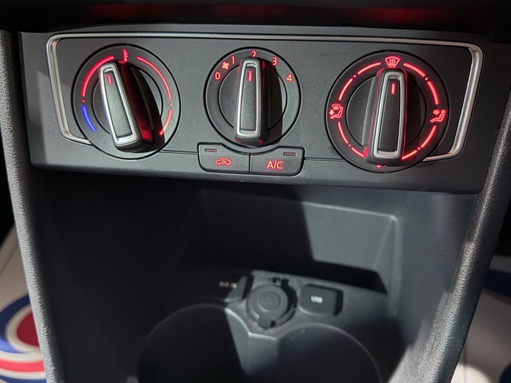 Used Volkswagen Polo 2016 for sale - 77053626: Photo 11