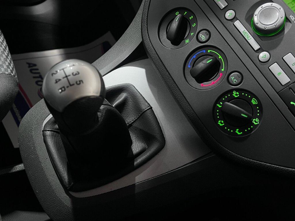 Used Ford Focus C-Max 2007 for sale - 76396374: Photo 12