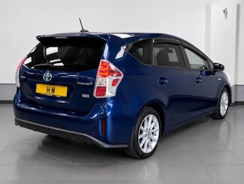 Used Toyota Prius+ 2015 for sale - 79358325: Photo