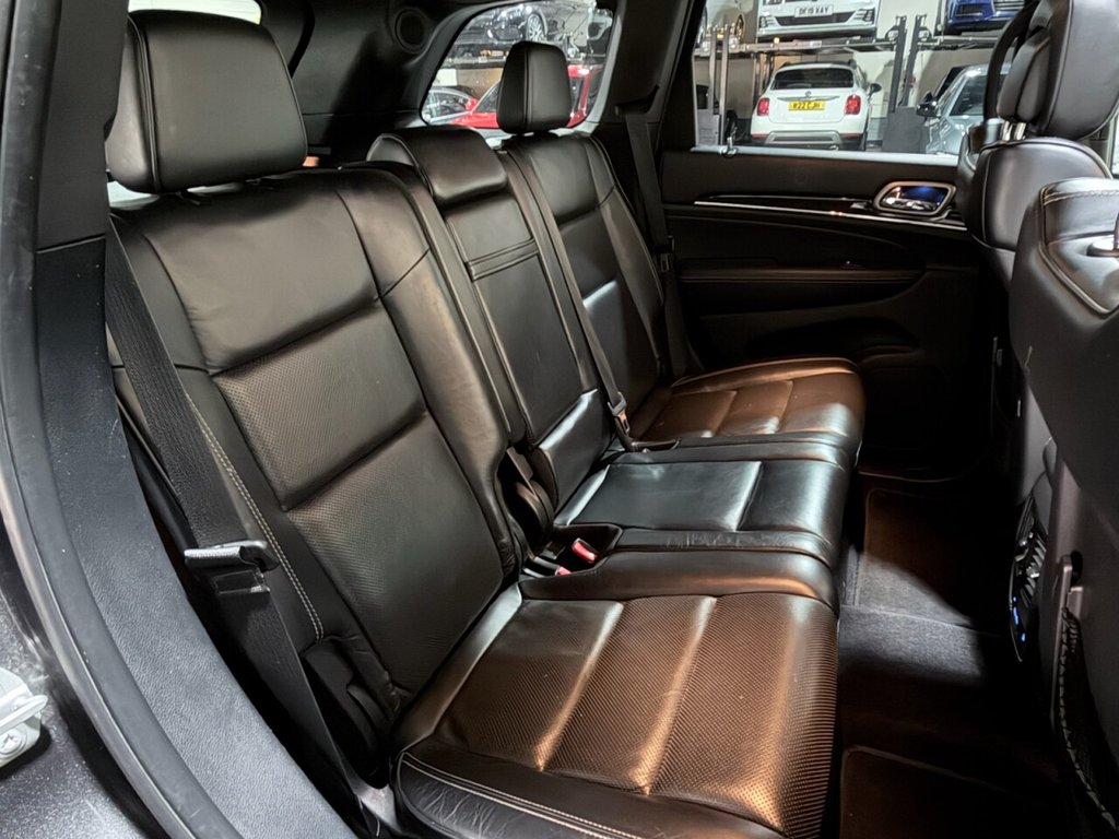 Used Jeep Grand Cherokee 2016 for sale - 77642970: Photo 30