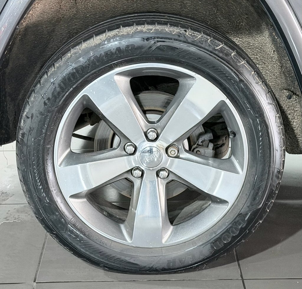 Used Jeep Grand Cherokee 2016 for sale - 77642970: Photo 36