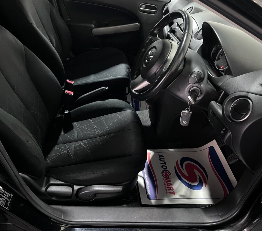 Used Mazda Mazda2 2013 for sale - 76396264: Photo 24