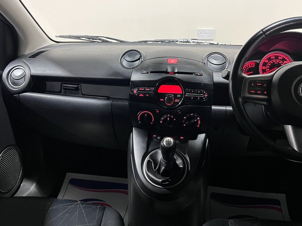 Used Mazda Mazda2 2013 for sale - 76396264: Photo 28