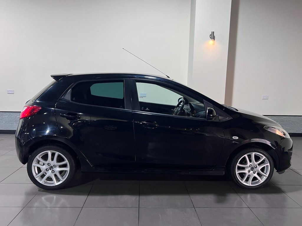 Used Mazda Mazda2 2013 for sale - 76396264: Photo 3