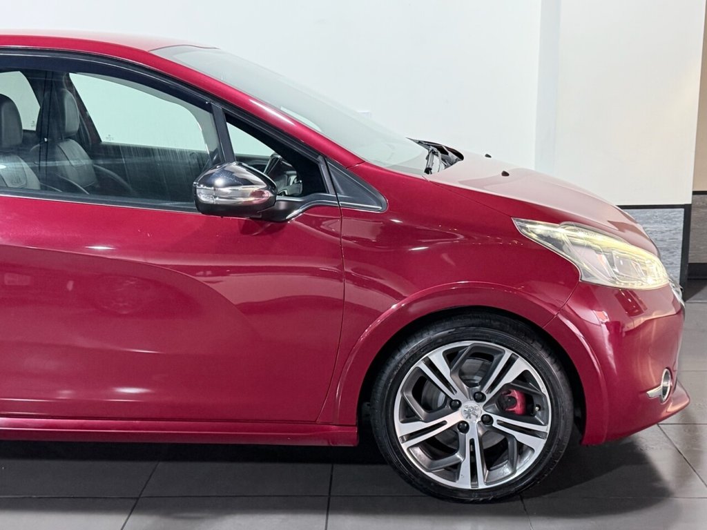 Used Peugeot 208 2013 for sale - 77408291: Photo 16