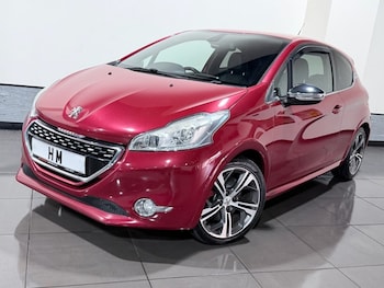 Used Peugeot 208 2013 for sale - 77408291: Photo