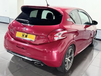 Used Peugeot 208 2013 for sale - 77408291: Photo