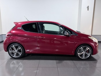 Used Peugeot 208 2013 for sale - 77408291: Photo