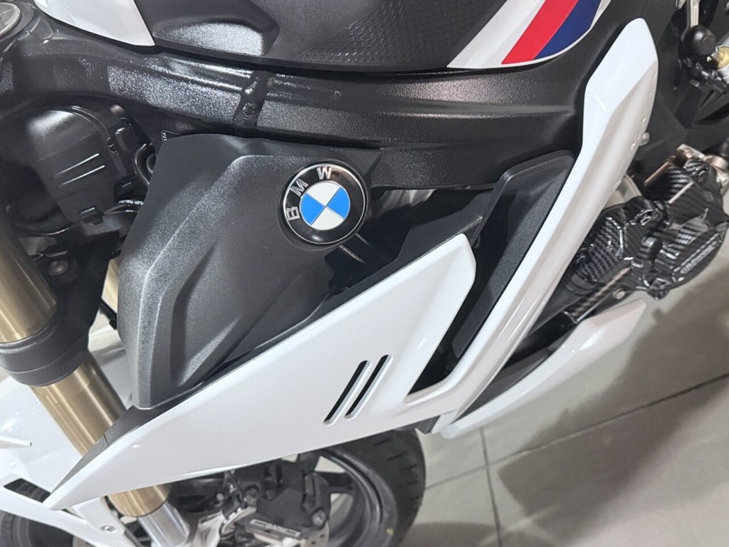 BMW S 1000 R