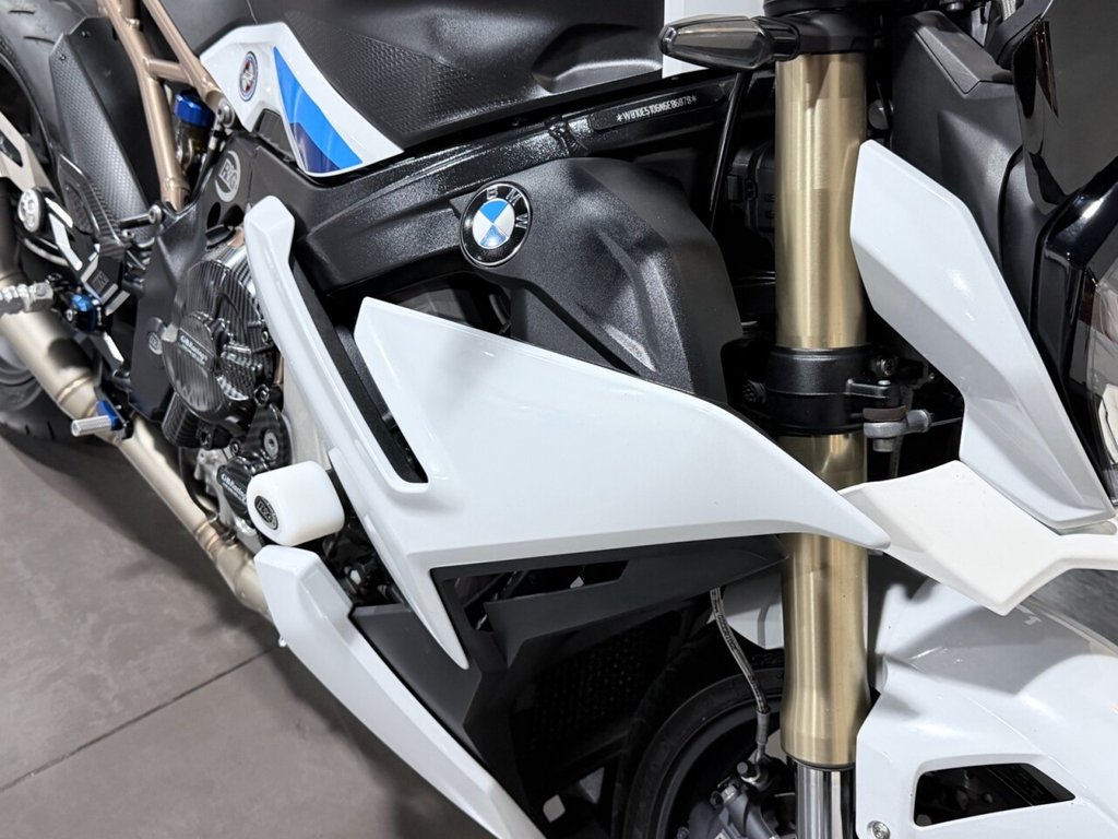 BMW S 1000 R