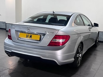 Used Mercedes-Benz C-Class 2012 for sale - 75538017: Photo
