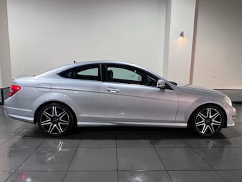 Used Mercedes-Benz C-Class 2012 for sale - 75538017: Photo