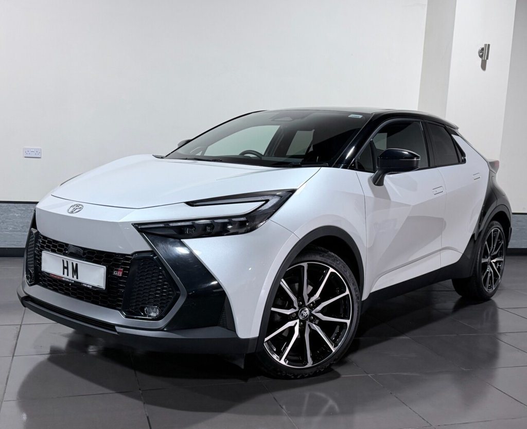 Used Toyota C-HR 2024 for sale - 77792064: Photo 1