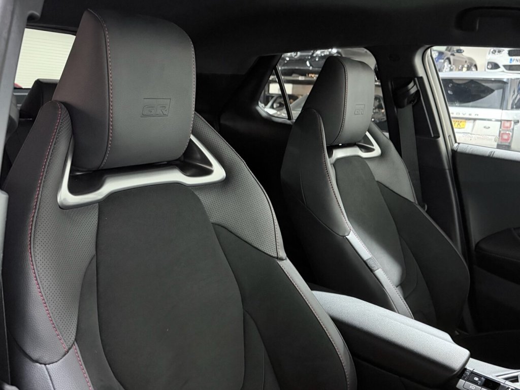 Used Toyota C-HR 2024 for sale - 77792064: Photo 14