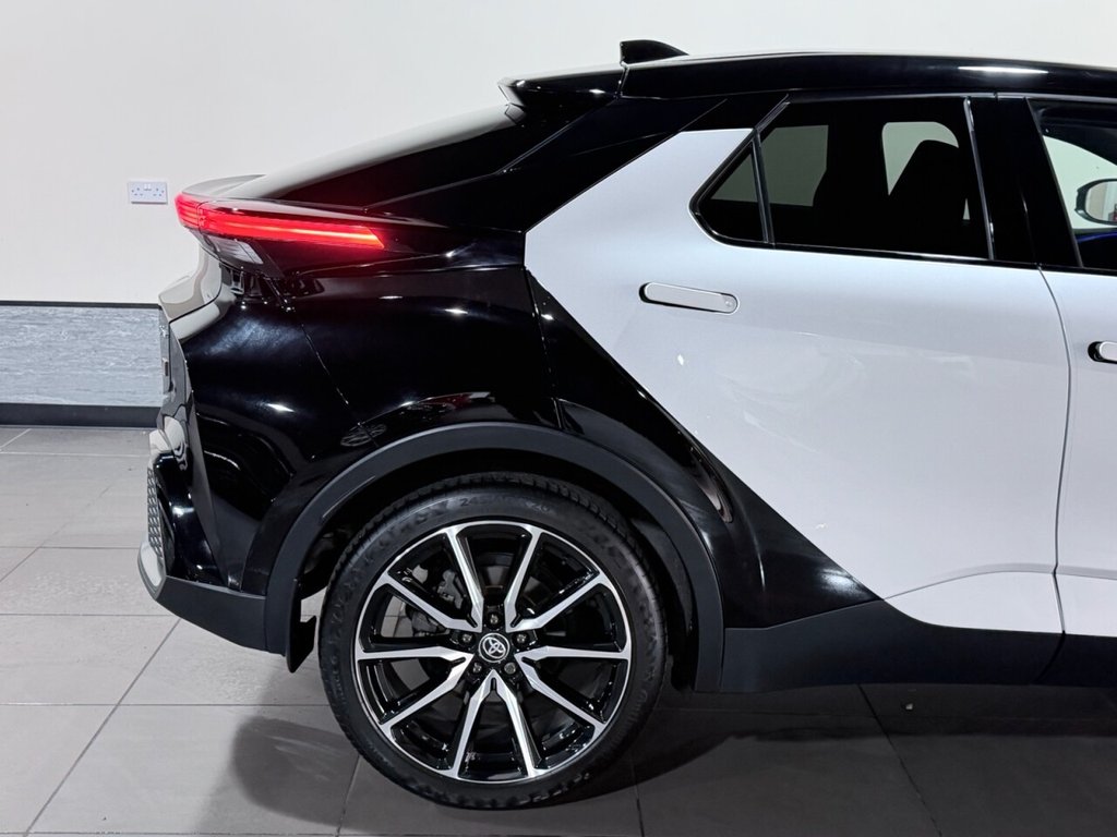 Used Toyota C-HR 2024 for sale - 77792064: Photo 16