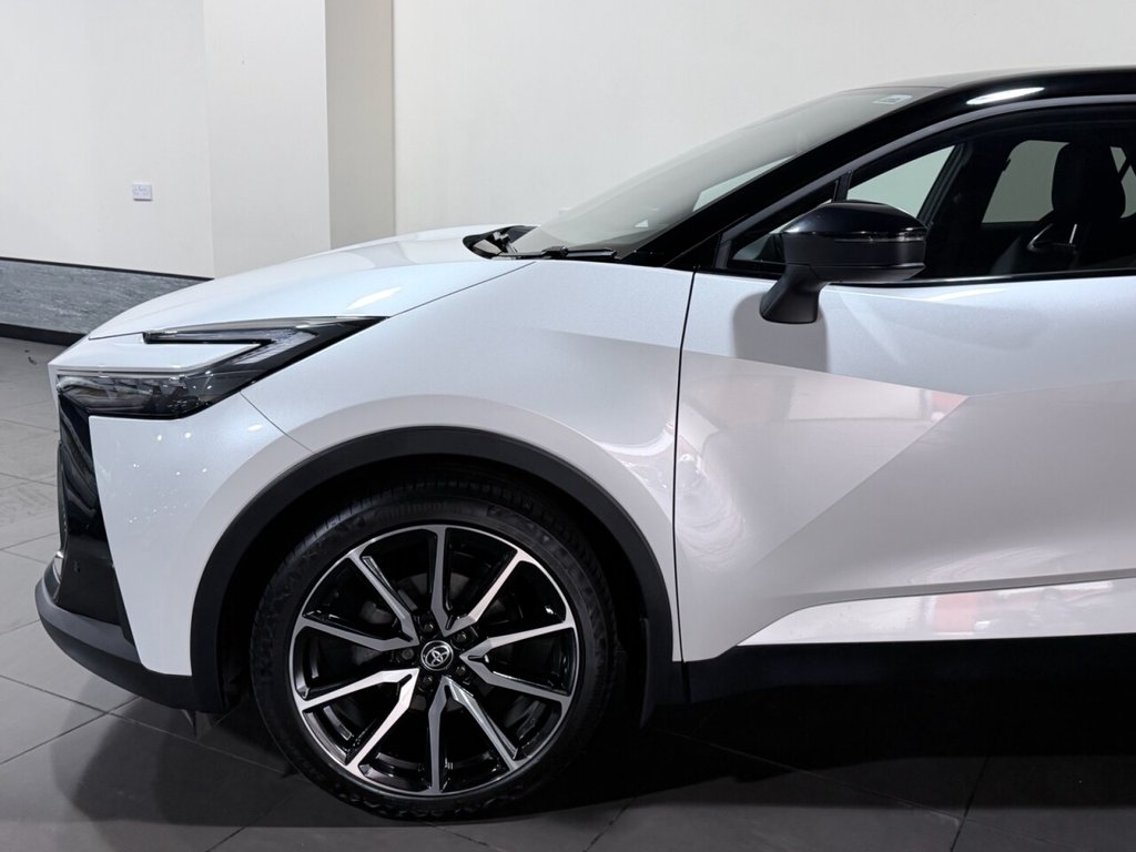 Used Toyota C-HR 2024 for sale - 77792064: Photo 18