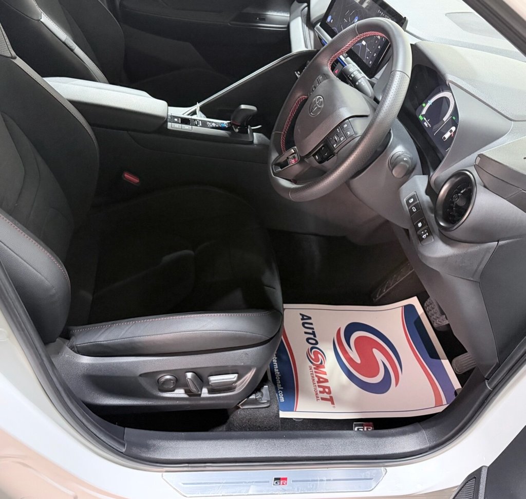 Used Toyota C-HR 2024 for sale - 77792064: Photo 25