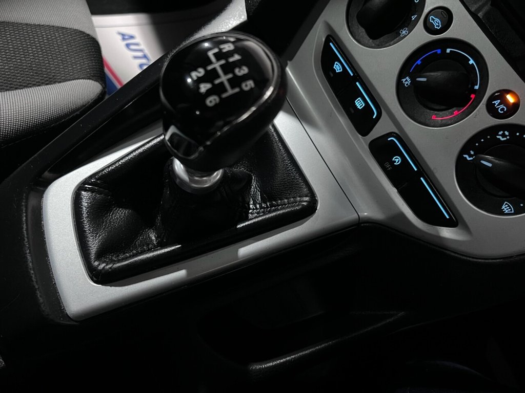 Used Ford Focus 2012 for sale - 76642323: Photo 12