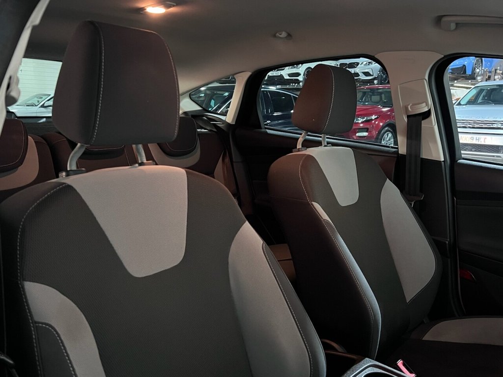 Used Ford Focus 2012 for sale - 76642323: Photo 13