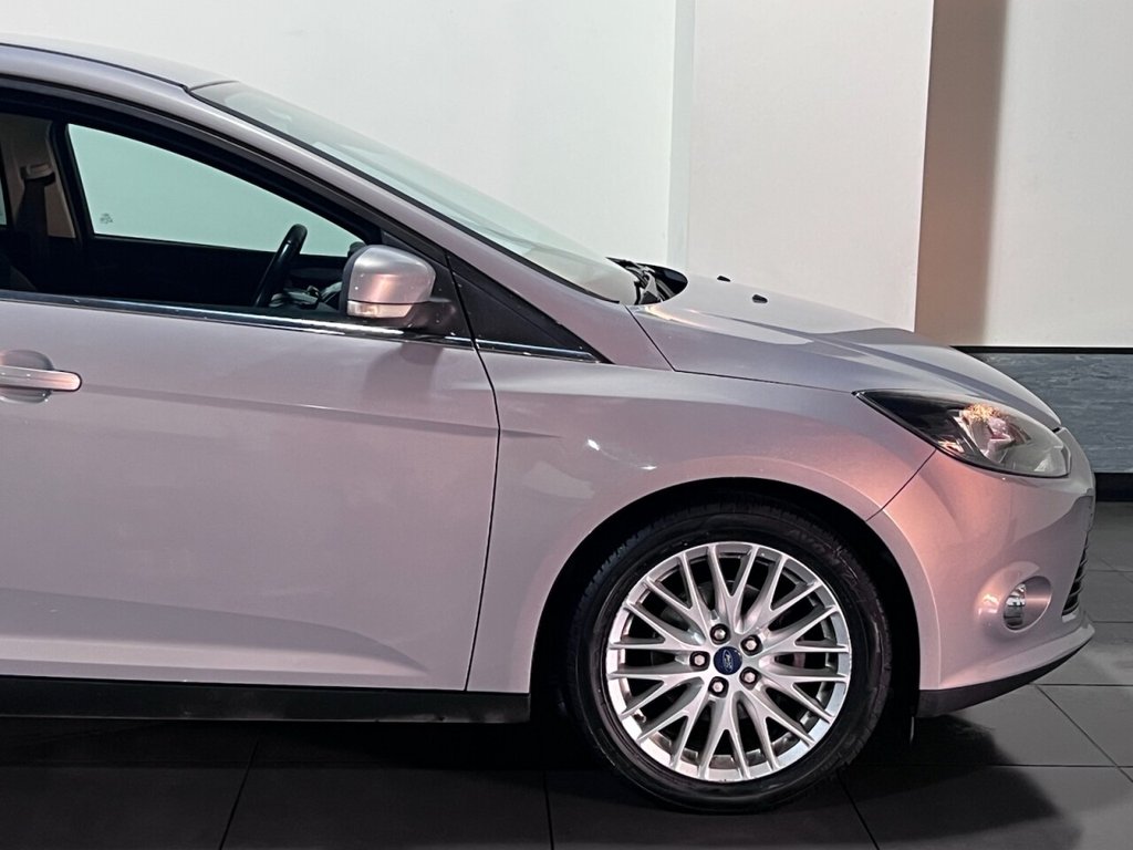 Used Ford Focus 2012 for sale - 76642323: Photo 15