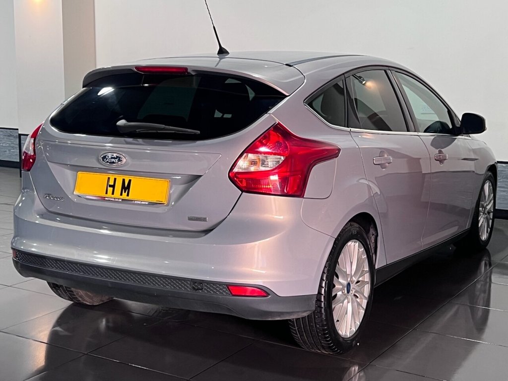 Used Ford Focus 2012 for sale - 76642323: Photo 2