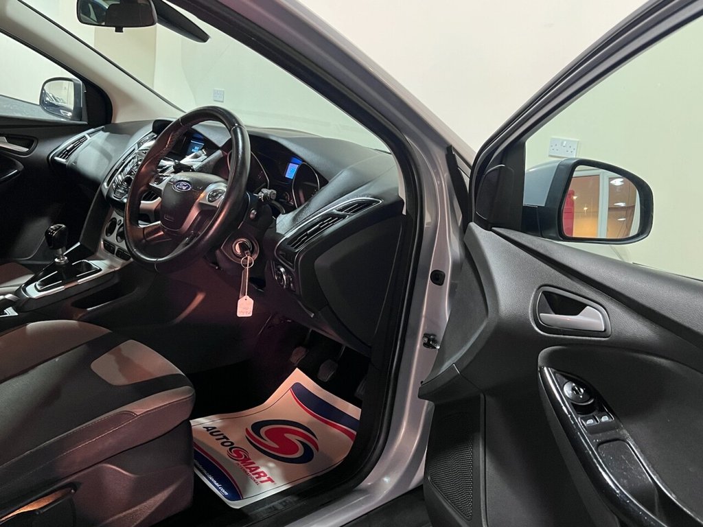 Used Ford Focus 2012 for sale - 76642323: Photo 21