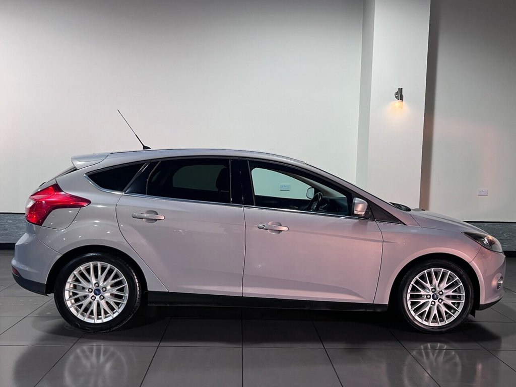 Used Ford Focus 2012 for sale - 76642323: Photo 3