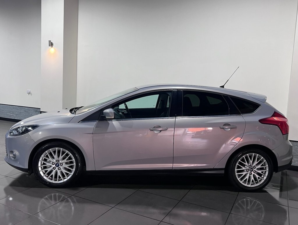 Used Ford Focus 2012 for sale - 76642323: Photo 4