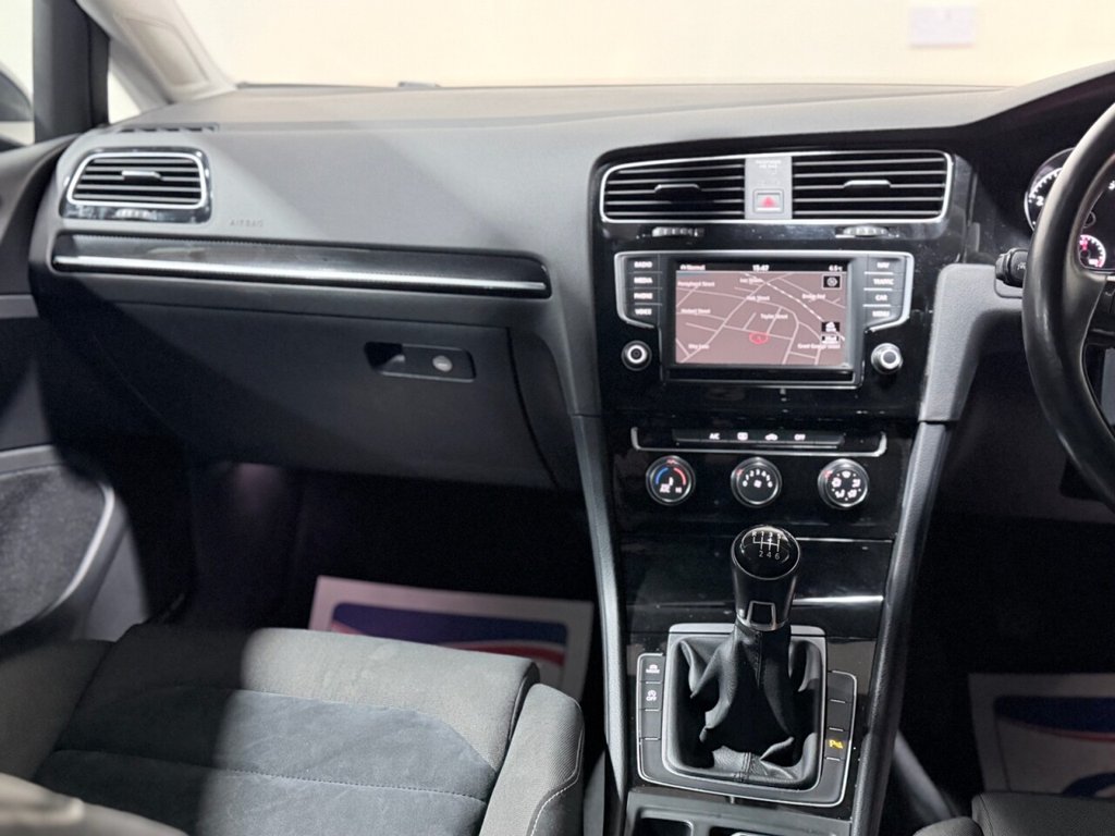 Used Volkswagen Golf 2016 for sale - 77341422: Photo 26