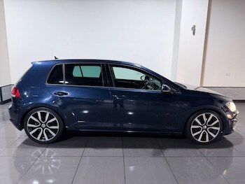 Used Volkswagen Golf 2016 for sale - 77341422: Photo