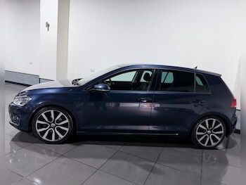 Used Volkswagen Golf 2016 for sale - 77341422: Photo