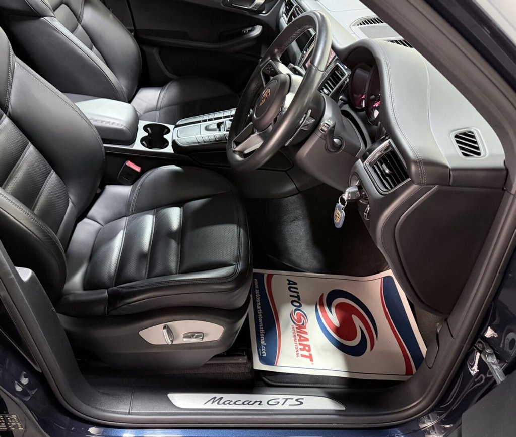 Used Porsche Macan 2018 for sale - 77990708: Photo 25