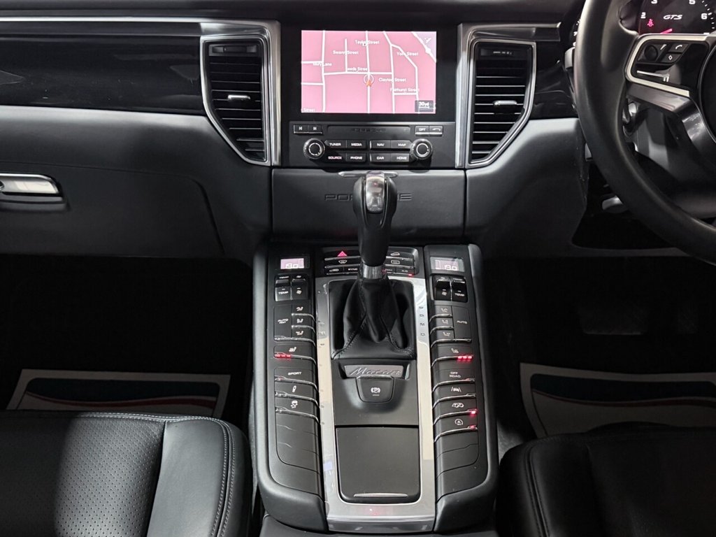 Used Porsche Macan 2018 for sale - 77990708: Photo 27