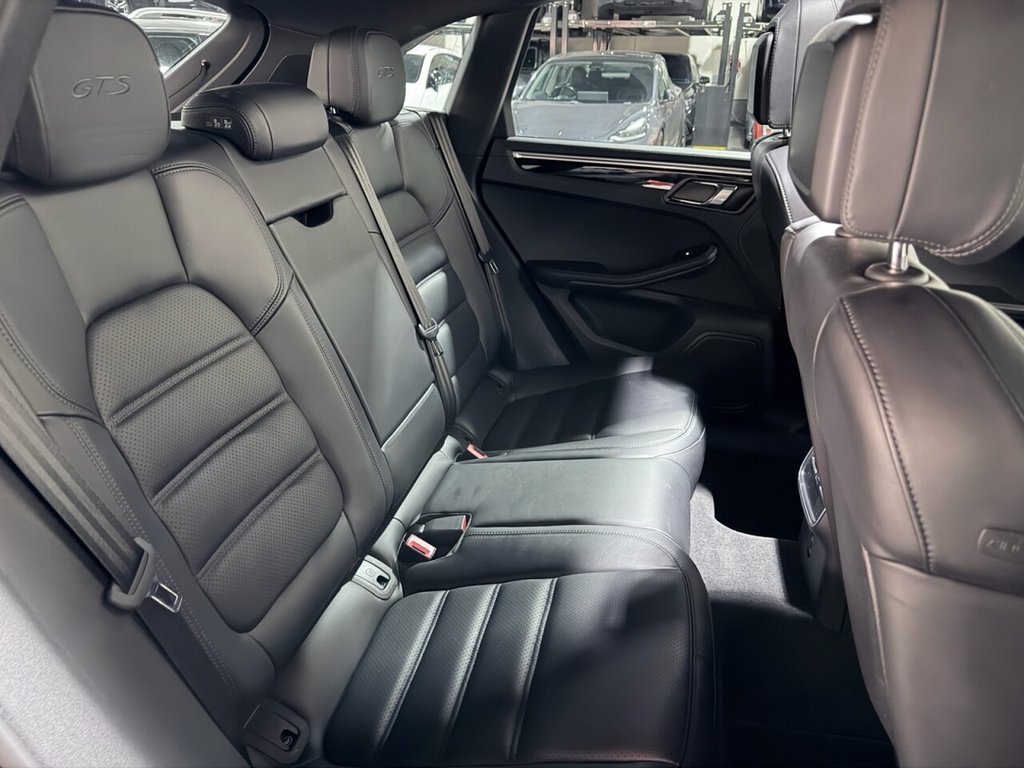 Used Porsche Macan 2018 for sale - 77990708: Photo 30