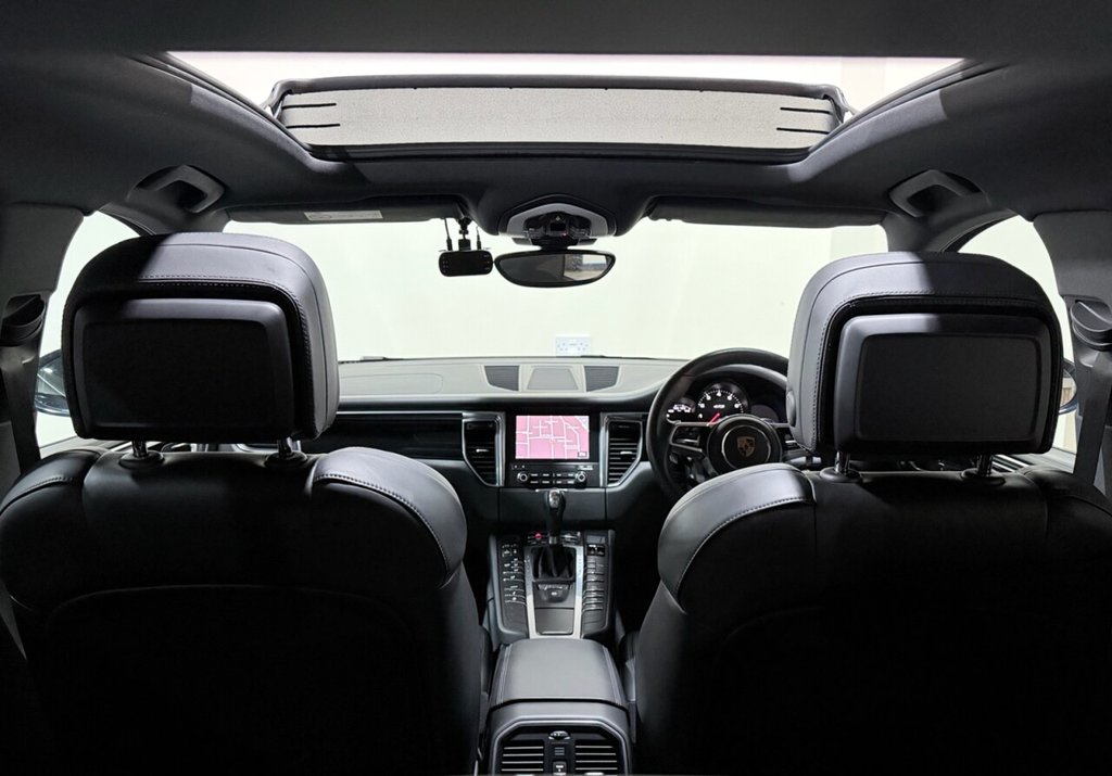 Used Porsche Macan 2018 for sale - 77990708: Photo 32