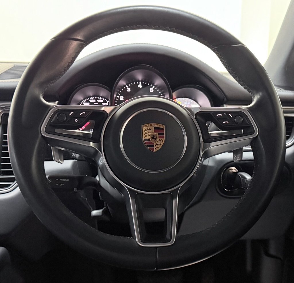 Used Porsche Macan 2018 for sale - 77990708: Photo 8