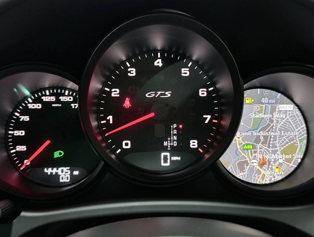 Used Porsche Macan 2018 for sale - 77990708: Photo 9