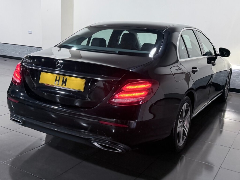 Used Mercedes-Benz E Class 2019 for sale - 77655056: Photo 2