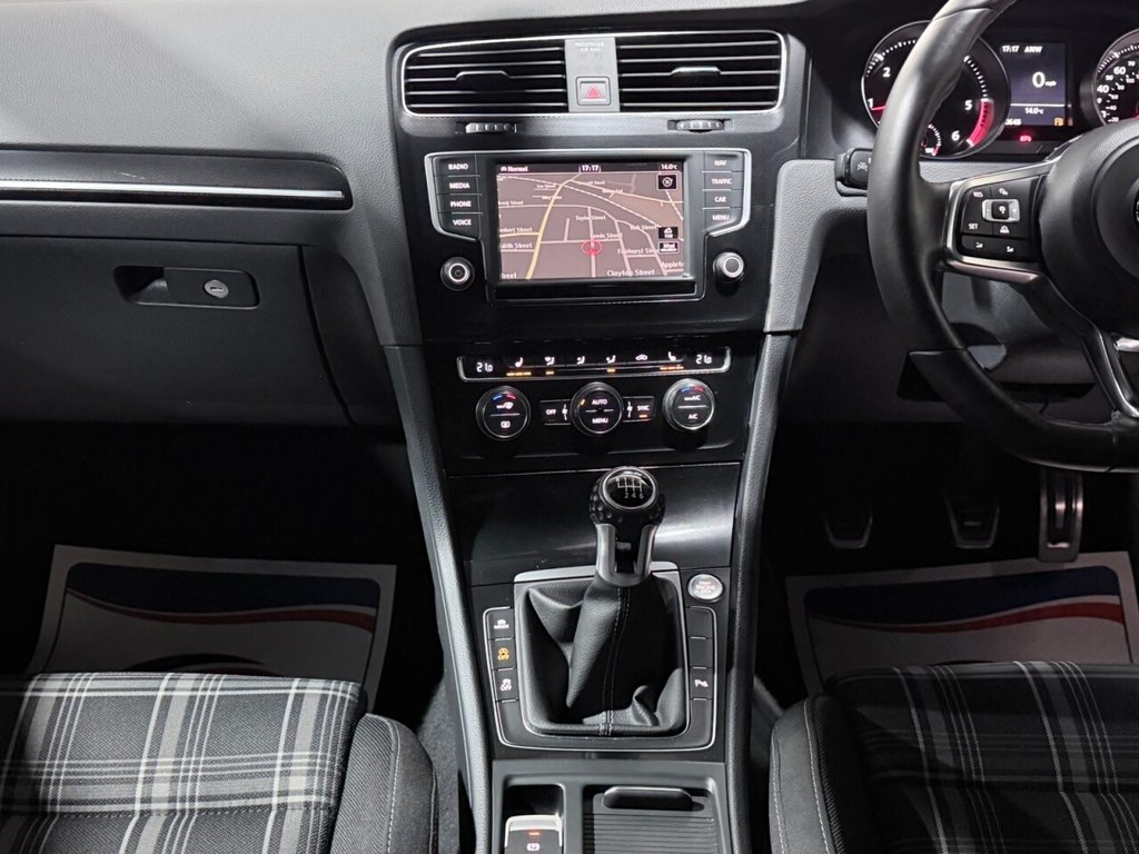 Used Volkswagen Golf 2015 for sale - 78102777: Photo 27