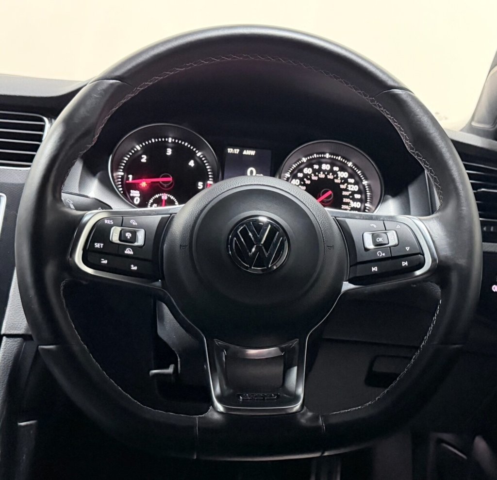 Used Volkswagen Golf 2015 for sale - 78102777: Photo 8