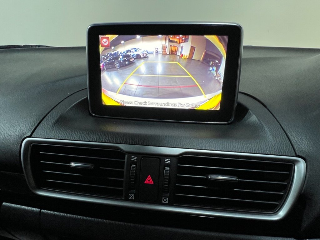 Used Mazda Mazda3 2016 for sale - 76758739: Photo 11