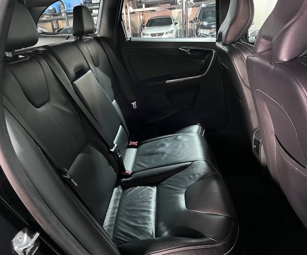 Used Volvo XC60 2014 for sale - 76312921: Photo 29