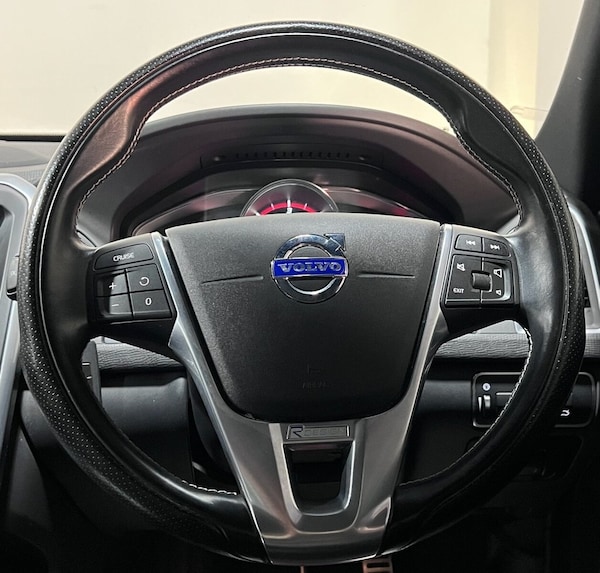 Used Volvo XC60 2014 for sale - 76312921: Photo 8