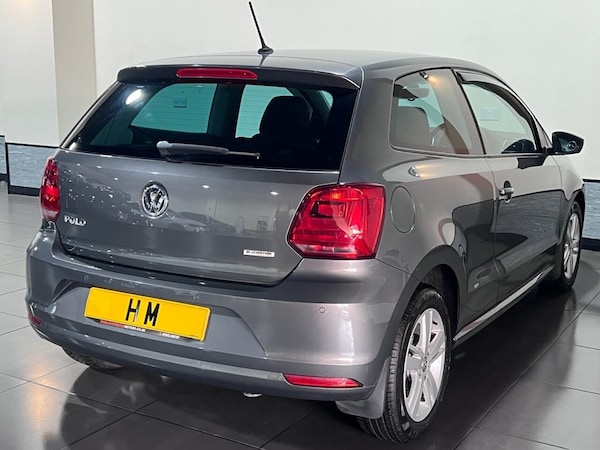 Used Volkswagen Polo 2017 for sale - 76039382: Photo 2