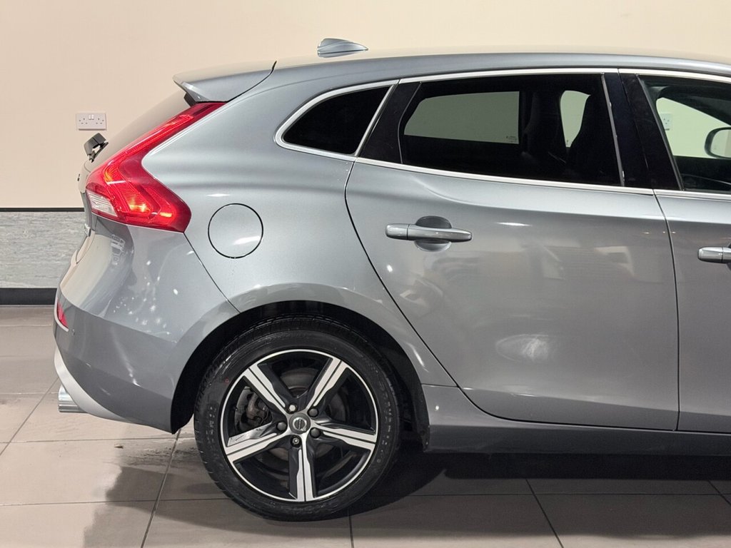Used Volvo V40 2019 for sale - 76725091: Photo 15