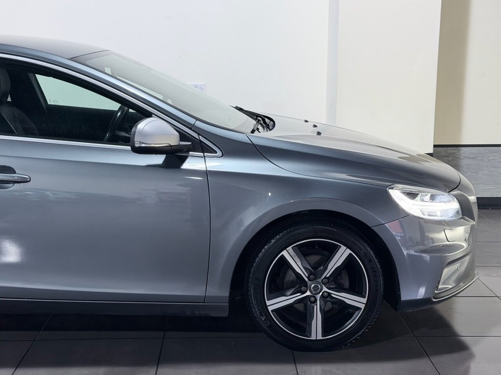 Used Volvo V40 2019 for sale - 76725091: Photo 16